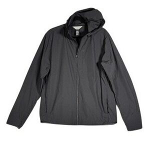 Vuori Mens Black Hooded Windbreaker Jacket Full Zip Size Large gorpcore utility